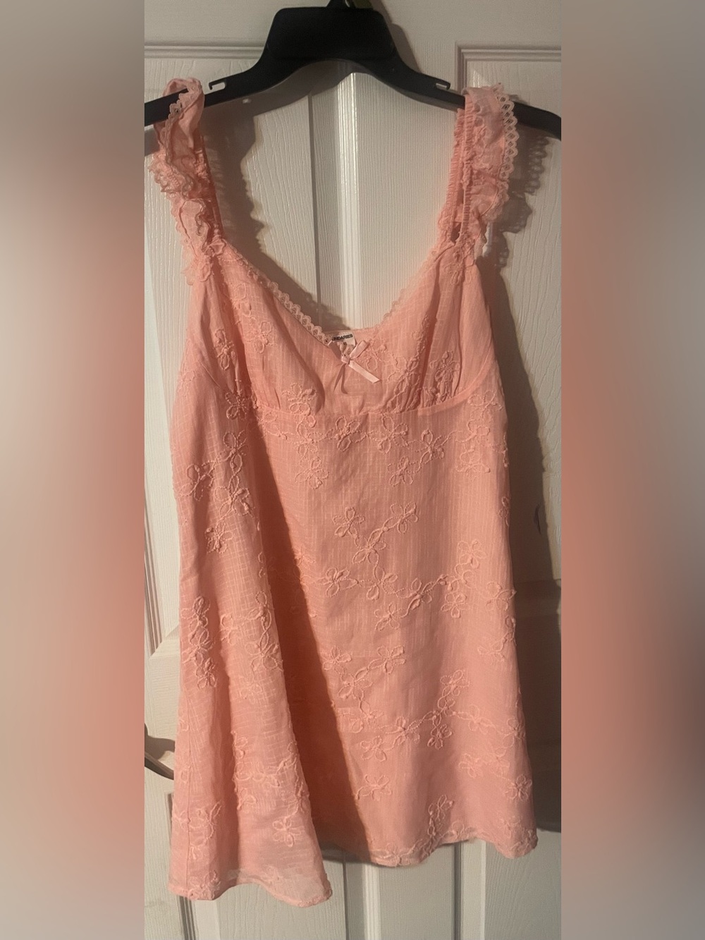 NWT No Boundaries Pink Coral Embroidered Ruffle Strap Mini Dress M 8/10 - Picture 7 of 11